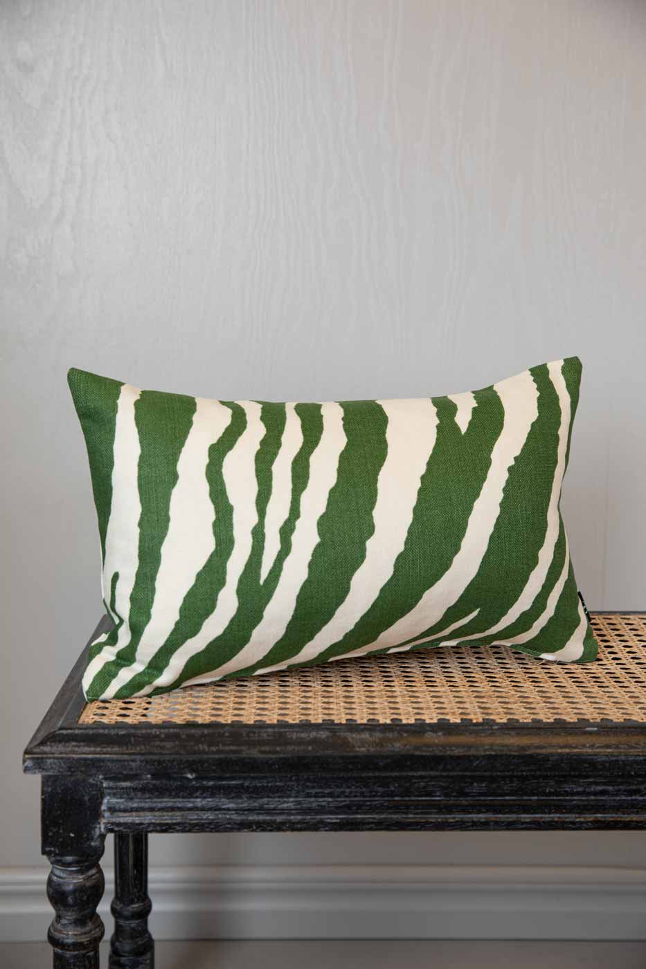 Kuddfodral Zebra 30x50 grön
