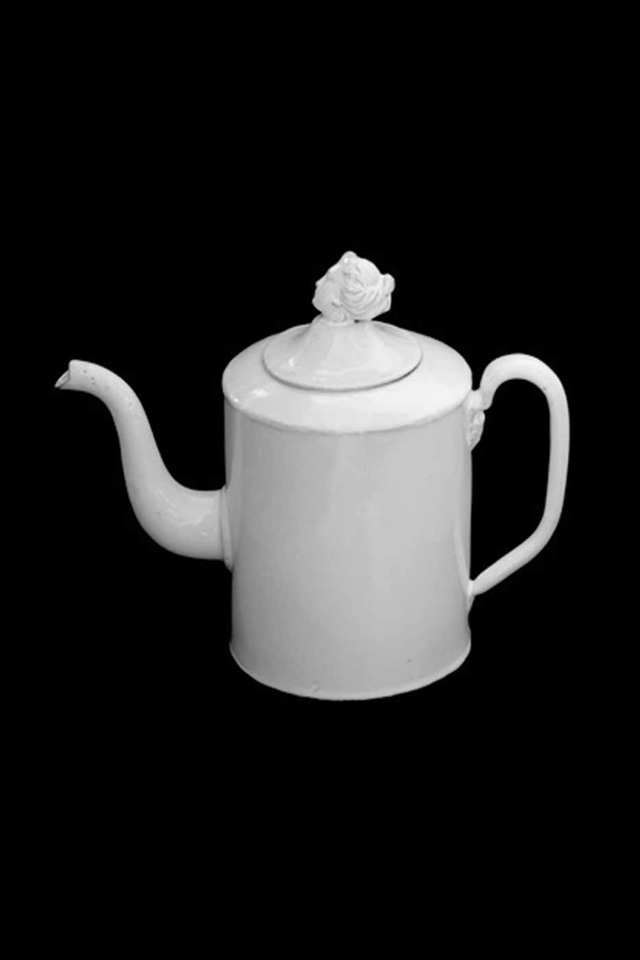 Kanna Benoit Teapot with Head