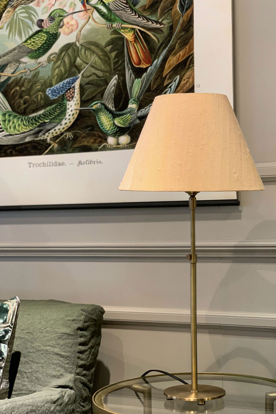 Lampskärm Willow rund 30 cm aprikos silke