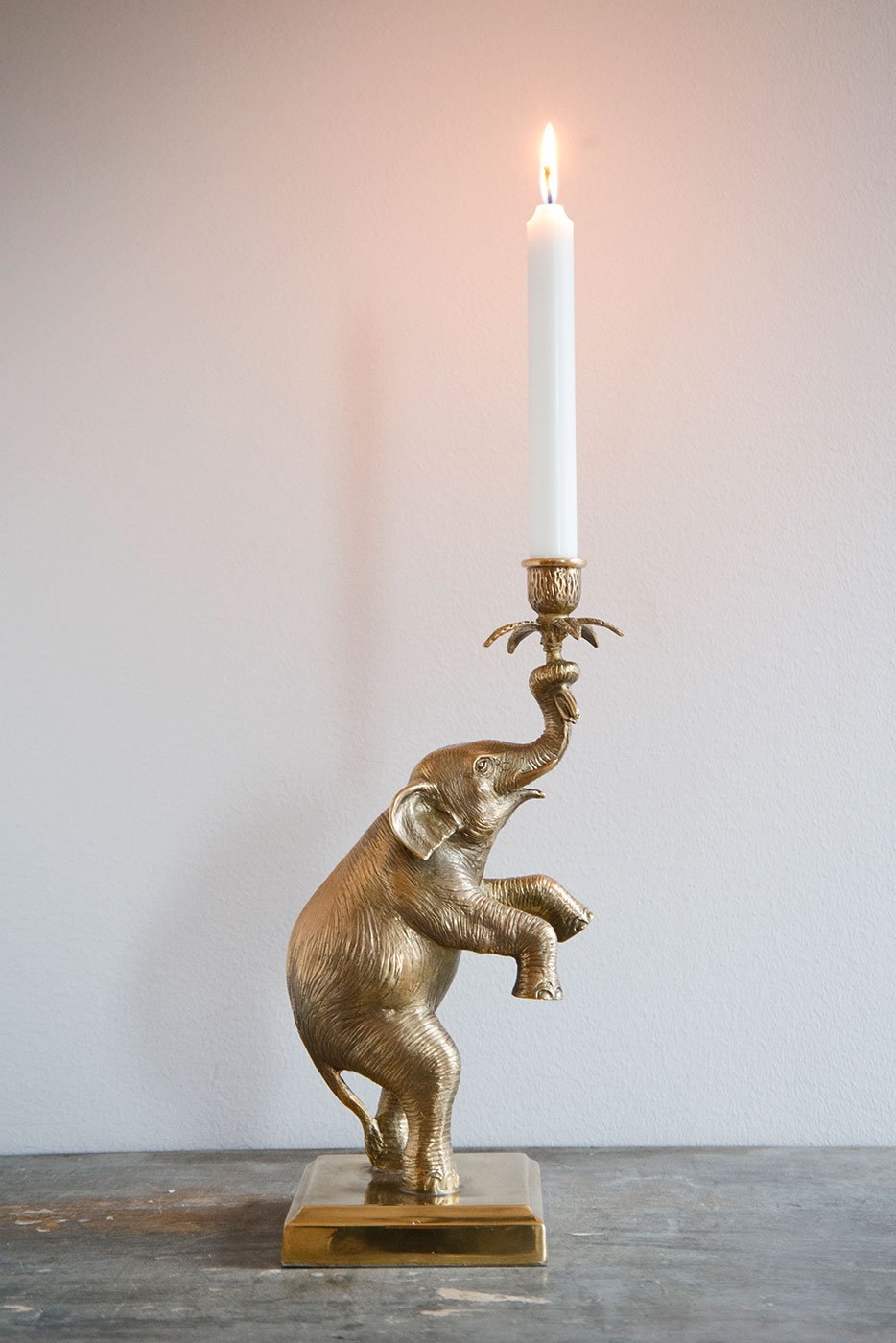 Ljusstake elefant vänster mässing
