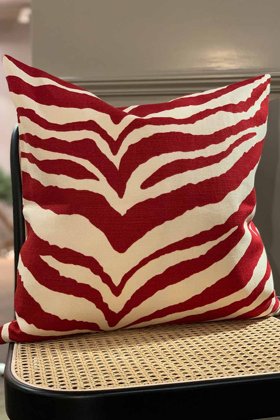Kuddfodral Zebra 50x50 röd